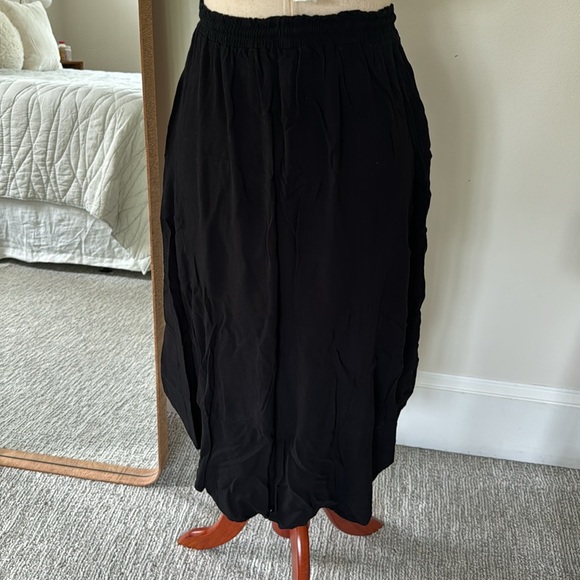 Farm rio black skirt asymmetrical - Picture 4 of 9